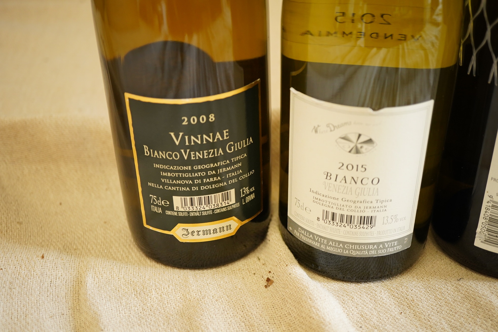 A mixed parcel of white wine